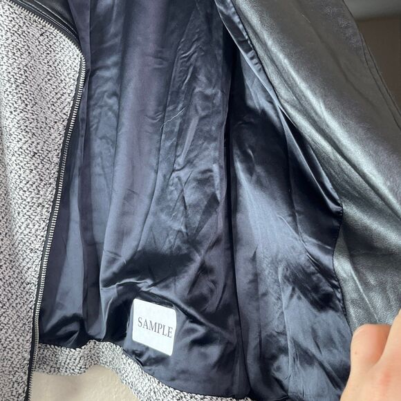 NWT Blanc Noir Women’s Long Sleeve Knitted Leather Jacket Size Small #650 - Picture 9 of 17